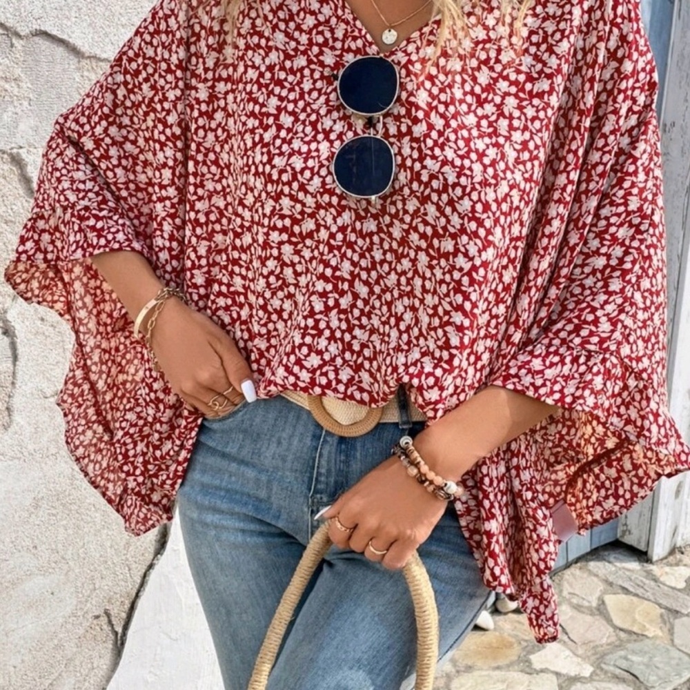 Red and White Oversized Batwing Sleeve Blouse Poncho Style